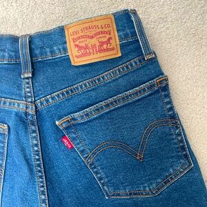 Levi’s Jeans